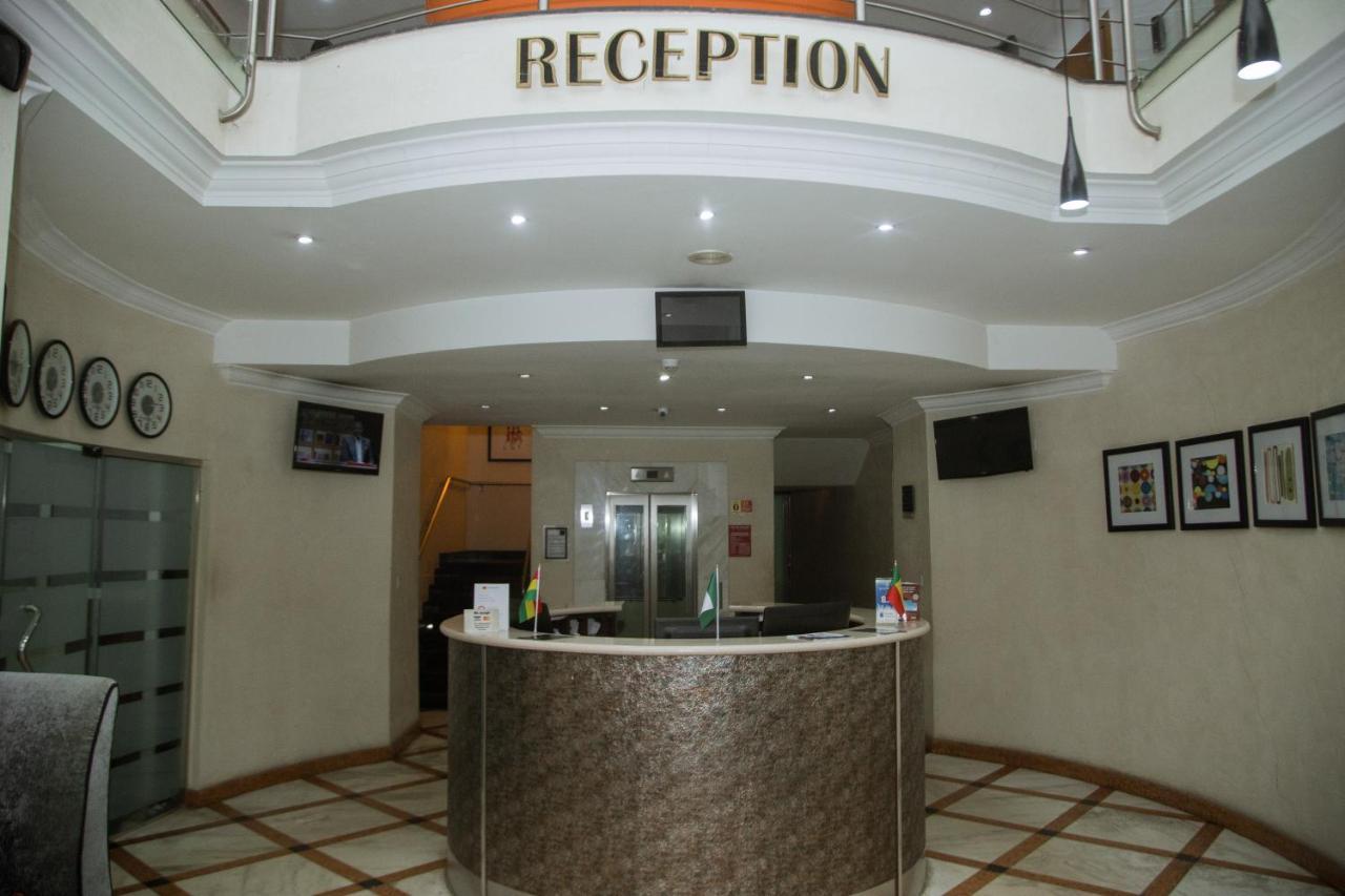 Morning Side Suites Aliayabiagba Luaran gambar
